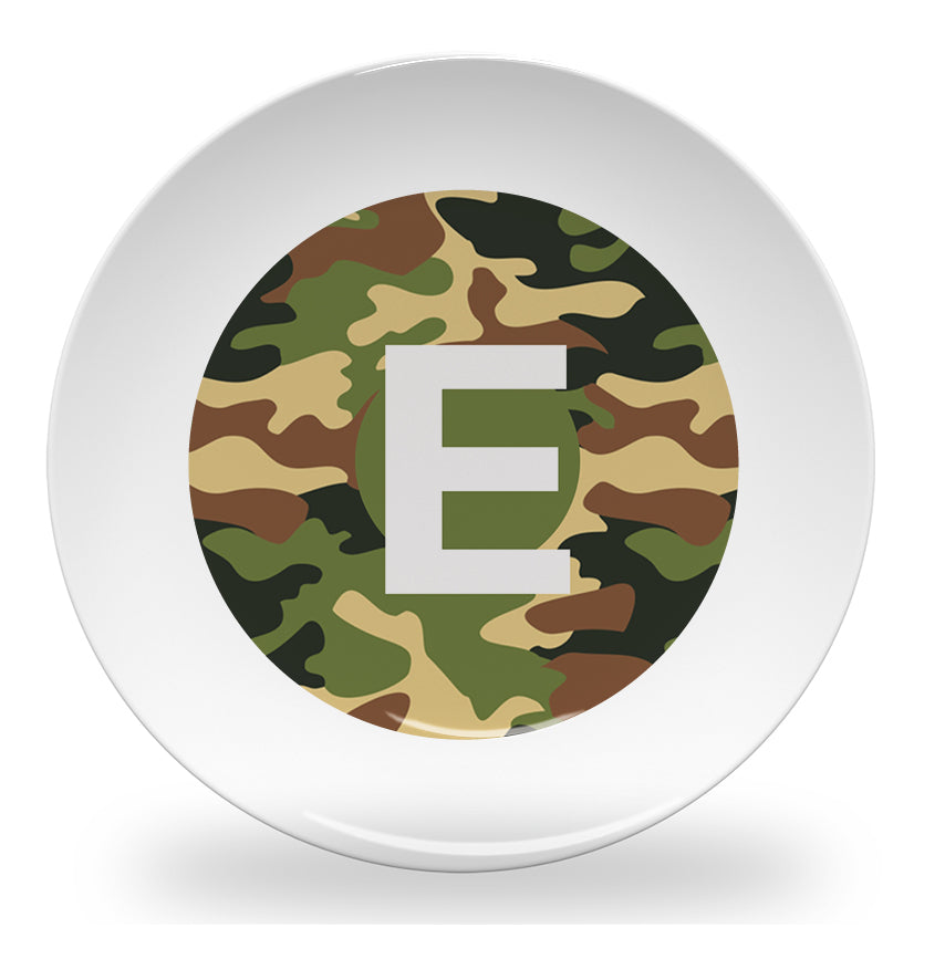 Personalized kids plate – alphabet green camouflage design | myartworkplate.com – name example